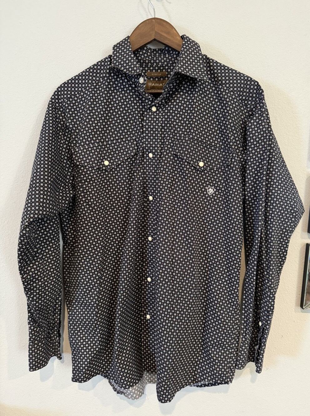 Ariat Men’s Medium Stretch Western Shirt Navy Print Long Sleeve Pearl Snap